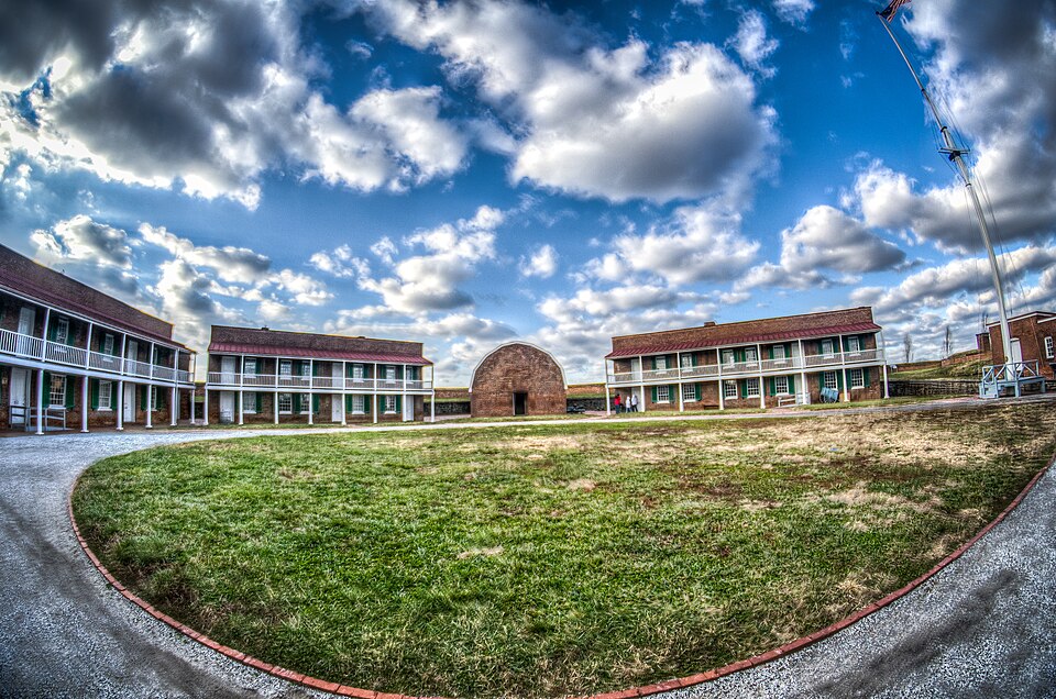 Courtyard and barracks of Fort McHenry in Baltimore, Maryland, in a wide-angle photograph.